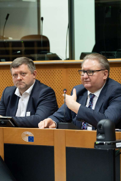 Тиск на росію та відновлення України: відбувся робочий візит Олександра Корнієнка до Брюсселя7