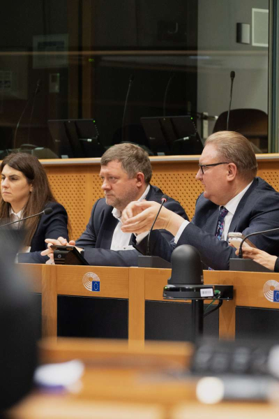 Тиск на росію та відновлення України: відбувся робочий візит Олександра Корнієнка до Брюсселя8