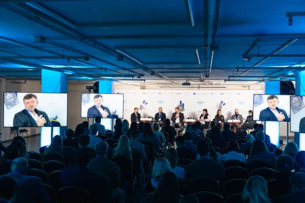 Україна продовжує впроваджувати євроінтеграційні реформи та очікує відкриття першого кластеру переговорів про членство в ЄС: Олександр Корнієнко1