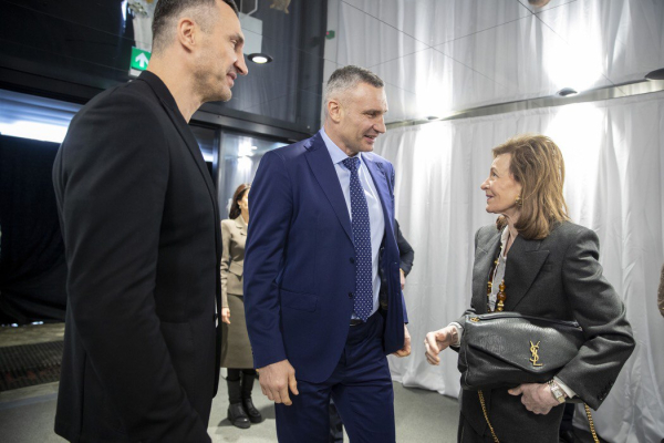 Віталій Кличко висловив співчуття родині, близьким та колегам відомої американської журналістки Лаллі Веймут1