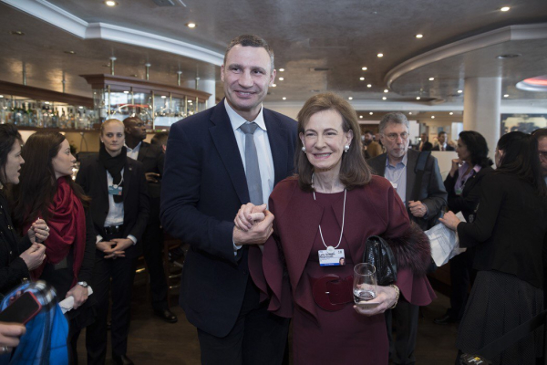 Віталій Кличко висловив співчуття родині, близьким та колегам відомої американської журналістки Лаллі Веймут2