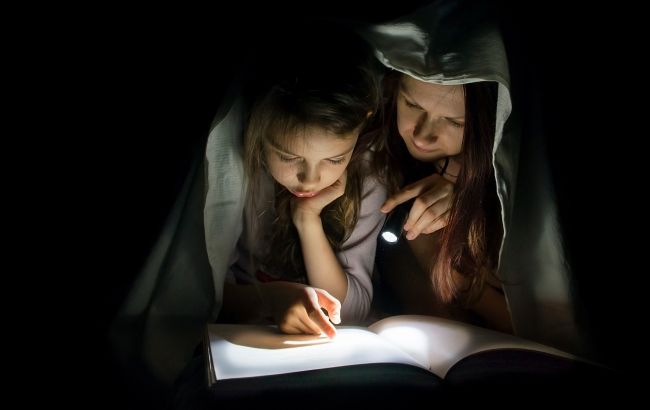 Як вибрати ручний ліхтарик, який не підведе у темряві