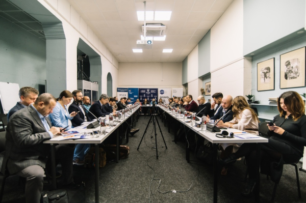 Комітет з питань організації державної влади провів круглий стіл: