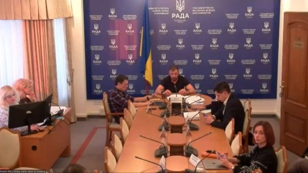Комітет з питань освіти, науки та інновацій розглянув стан і проблеми процесу підручникотворення у 2023-2026 роках0