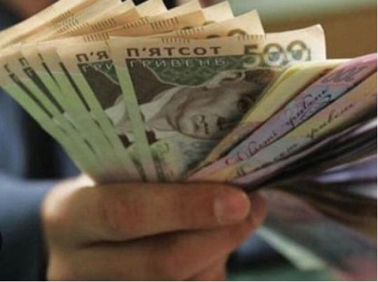 Мінфін виступив проти різкого підвищення зарплат учителям до трьох мінімалок0