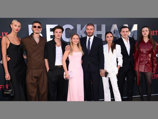 Одягла сукню від Valentino на своє весілля: ЗМІ розкрили подробиці сварки Вікторії Бекхем з невісткою0