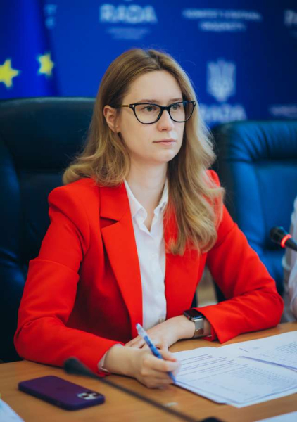 Роксолана Підласа: Затримка з ухваленням бюджету наступного року пов’язана з продовженням консультацій щодо підвищення оплати вчителям та розподілу 4% ПДФО0