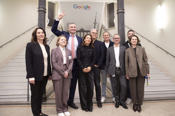 Віталій Кличко в Берліні зустрівся з представниками ЄБРР та компанії Google. Обговорив реалізацію важливих для столиці проєктів15