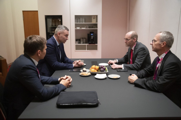 Віталій Кличко в Берліні зустрівся з представниками ЄБРР та компанії Google. Обговорив реалізацію важливих для столиці проєктів2