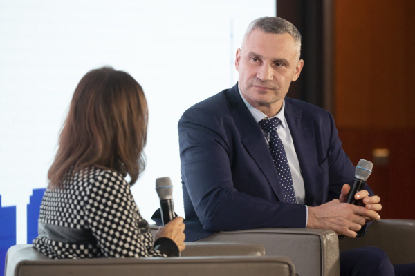 Віталій Кличко в Берліні зустрівся з представниками ЄБРР та компанії Google. Обговорив реалізацію важливих для столиці проєктів17