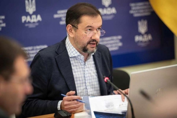 Комітет з питань екологічної політики та природокористування рекомендує Верховній Раді прийняти за основу законопроект щодо вдосконалення законодавства з питань проходження служби цивільного захисту, соціального захисту осіб, залучених до виконання аварійно-рятувальних та інших невідкладних робіт, а також постраждалих внаслідок небезпечних ситуацій1