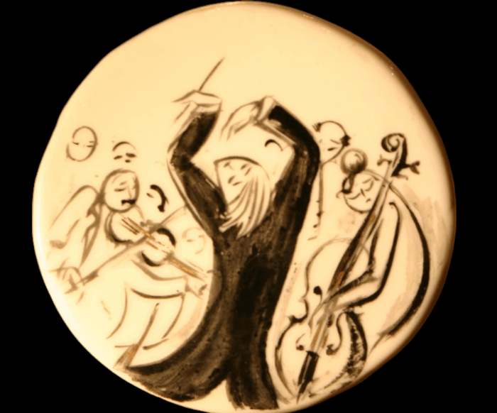 О. Карасьова. Медальйон «Крещендо». Київський експериментальний кераміко-художній завод. 19904
