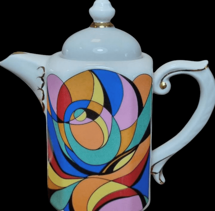 М. Трегубов, В. Юсипів. Чайник від сервізу «Абстрактна симфонія». Коростенський фарфоровий завод. 20052