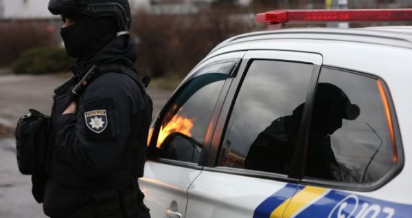 У Києві з каналізації дістали дітей, які заблукали у