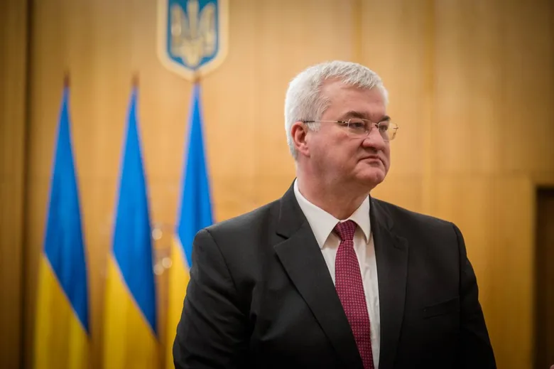 Україна засудила удари Ірану по державах Близького Сходу Україна засудила удари Ірану по державах Близького Сходу