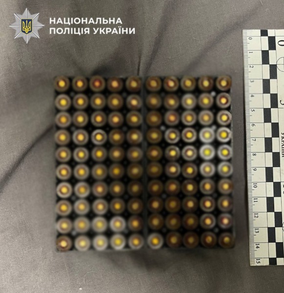 Вистрілив в обличчя: у Києві судитимуть чоловіка за вбивство дружини3