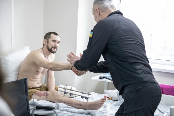 Віталій Кличко відвідав одну з міських лікарень, де відкрили відділення фізичної та реабілітаційної медицини5