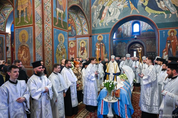 У Михайлівському соборі прощаються із Патріархом Філаретом5