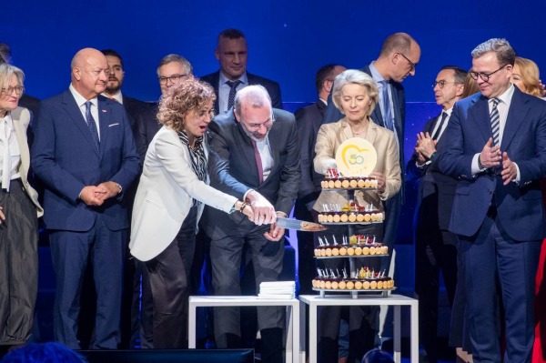 Віталій Кличко: Європейські політики на 50-річчі ЄНП говорили про майбутнє Європи, яке неможливе без України5