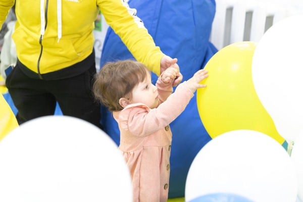 У Деснянському районі Києва відкрили сучасний простір раннього втручання для дітей від народження до 4 років10