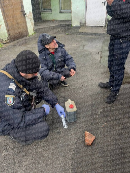 У Києві намагались підпалити автомобіль народного депутата1