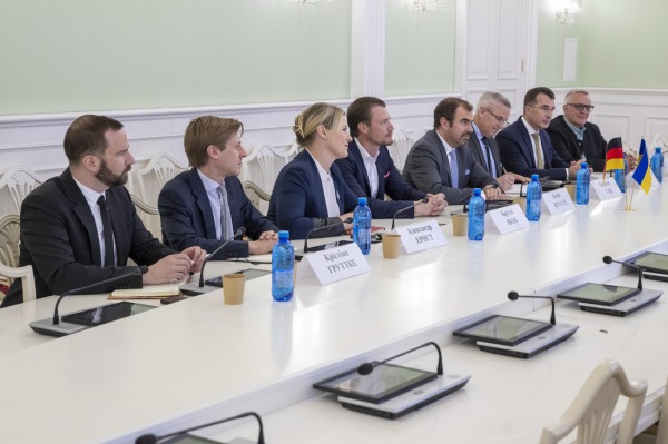 Віталій Кличко зустрівся з Державним міністром МЗС Німеччини Флоріаном Ганом3