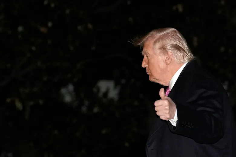 Трамп "відклав" удари по Ірану. Каже, його вмовили лідери країн Затоки Трамп "відклав" удари по Ірану. Каже, його вмовили лідери країн Затоки