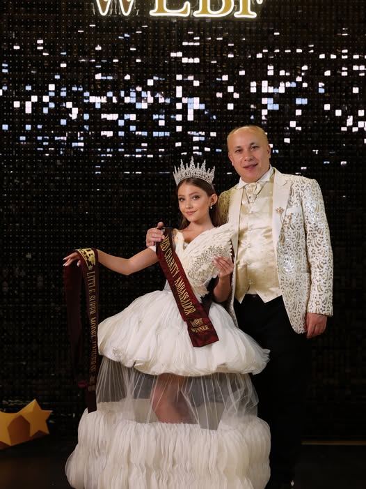 Аліна з засновником шоу World League of Beauty and Fashion Ашотом Хачатряном3