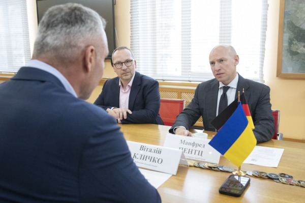 Віталій Кличко зустрівся з Міністром у справах Європи Федеральної землі Гессен ФРН Манфредом Пентцом1